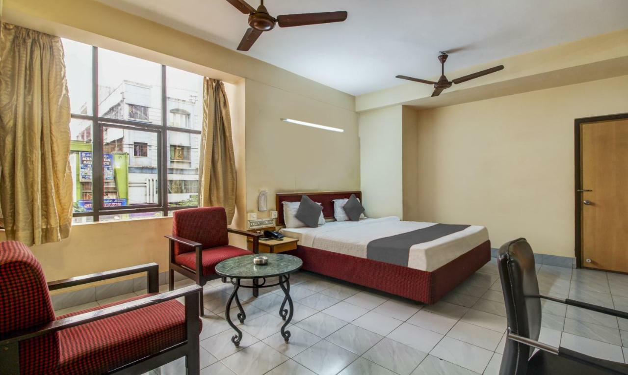 Hotel Saaket Residency 维沙卡帕特南 外观 照片