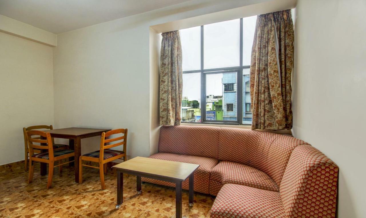 Hotel Saaket Residency 维沙卡帕特南 外观 照片
