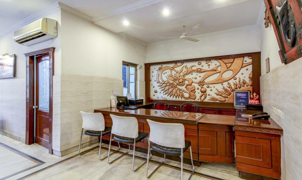 Hotel Saaket Residency 维沙卡帕特南 外观 照片